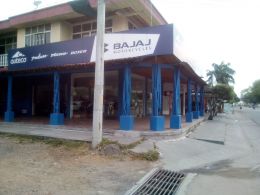 Casa Esquinera Comercial en Puerto Boyaca